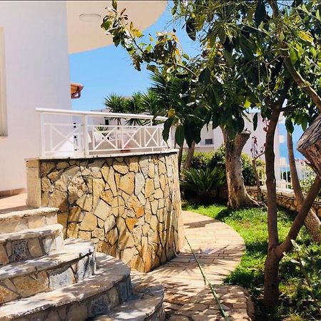 Apartments On The Beach Saranda Extérieur photo