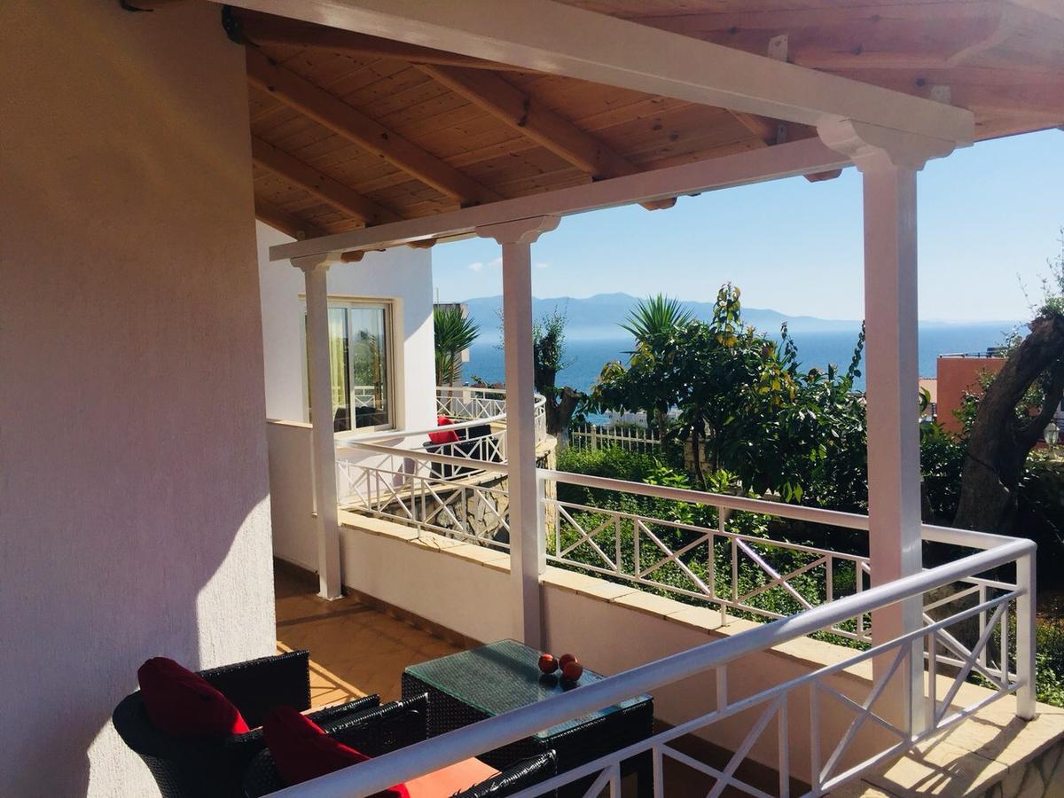 Apartments On The Beach Saranda Extérieur photo