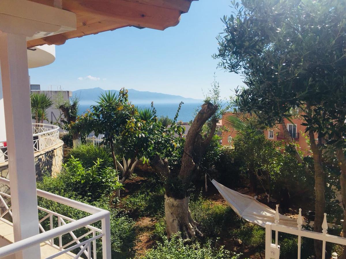 Apartments On The Beach Saranda Extérieur photo
