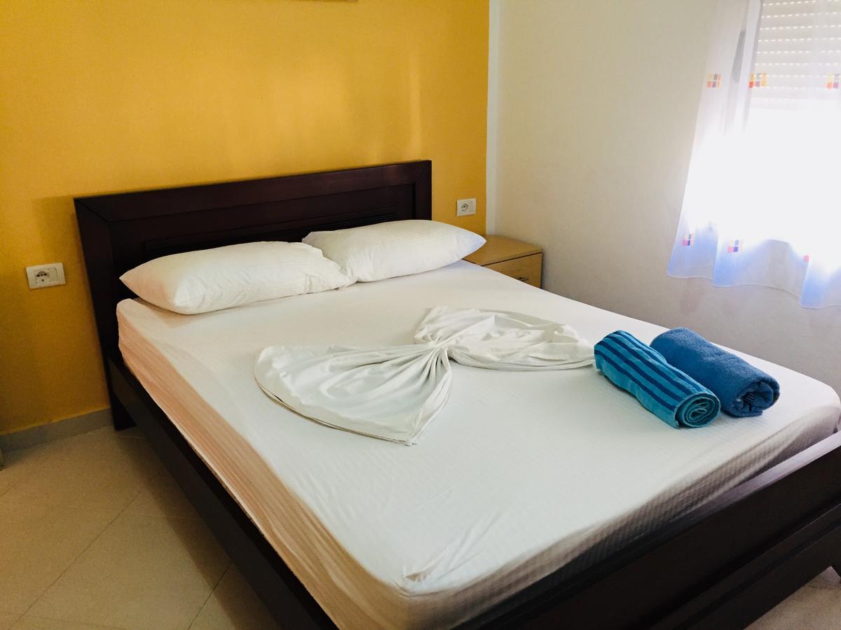 Apartments On The Beach Saranda Extérieur photo