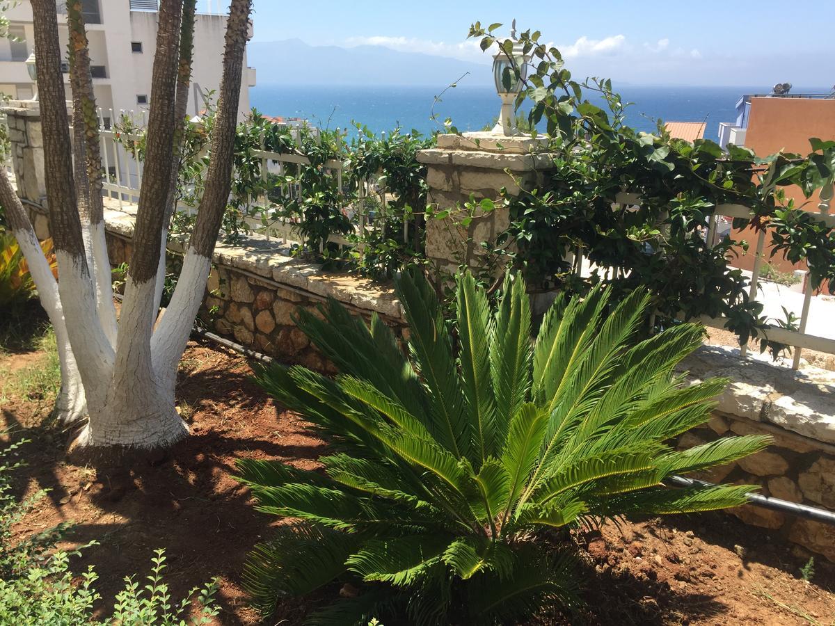 Apartments On The Beach Saranda Extérieur photo