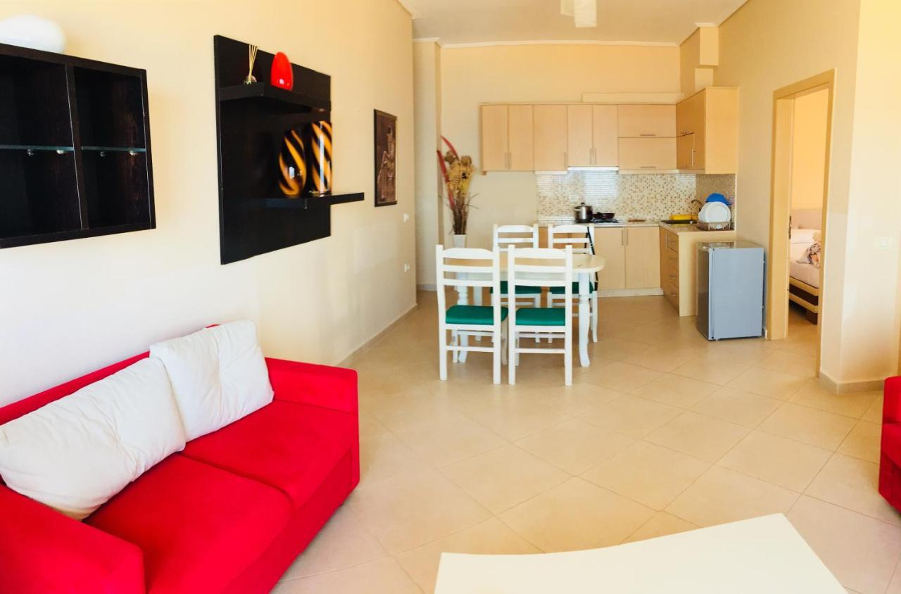 Apartments On The Beach Saranda Extérieur photo
