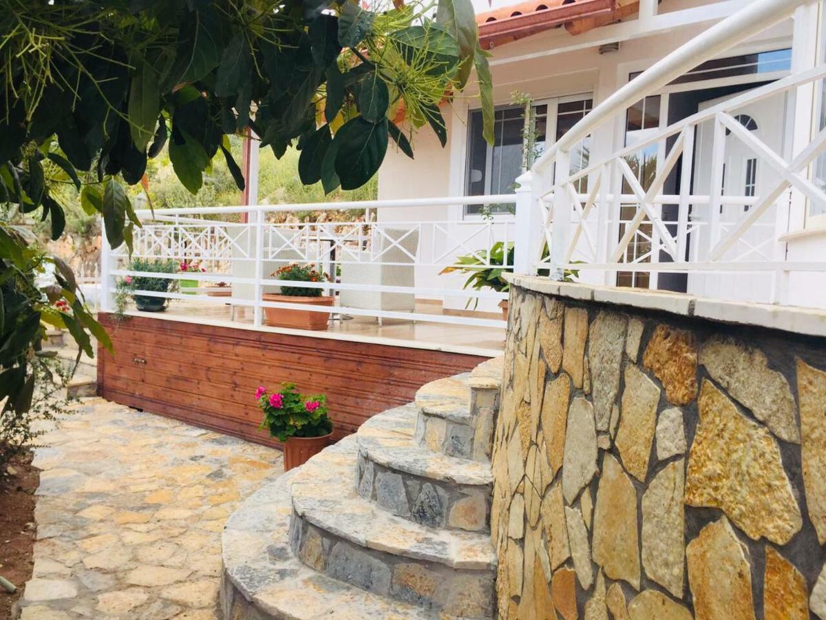 Apartments On The Beach Saranda Extérieur photo